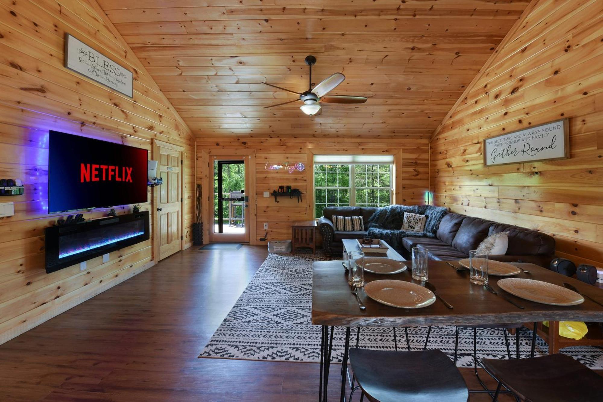 Enchanted Forest Cabin And Teepee! Lights & Laser Show! Private Hot Tub! Unique Stay! Sevierville Zewnętrze zdjęcie